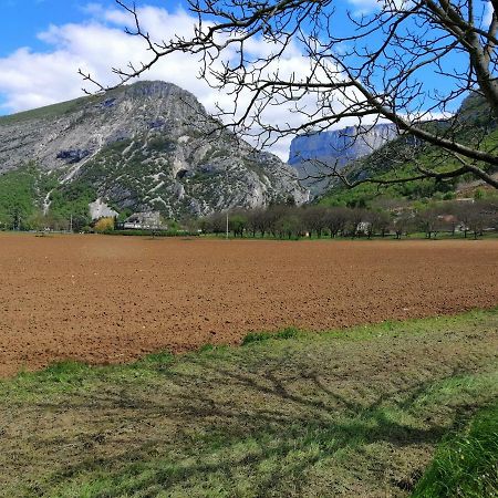 La Grande Chambre Saint-Jean-en-Royans Eksteriør billede